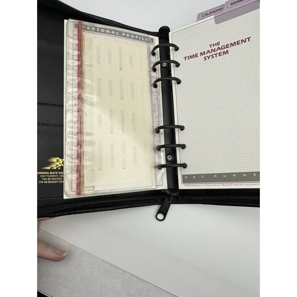 Vintage DayRunner Organizer Running Mate Edition Madrid 3.75